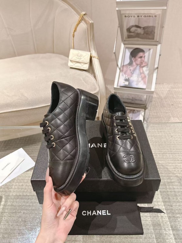 2025 Women Chanel Black Leather Oxford Lace-up B2599