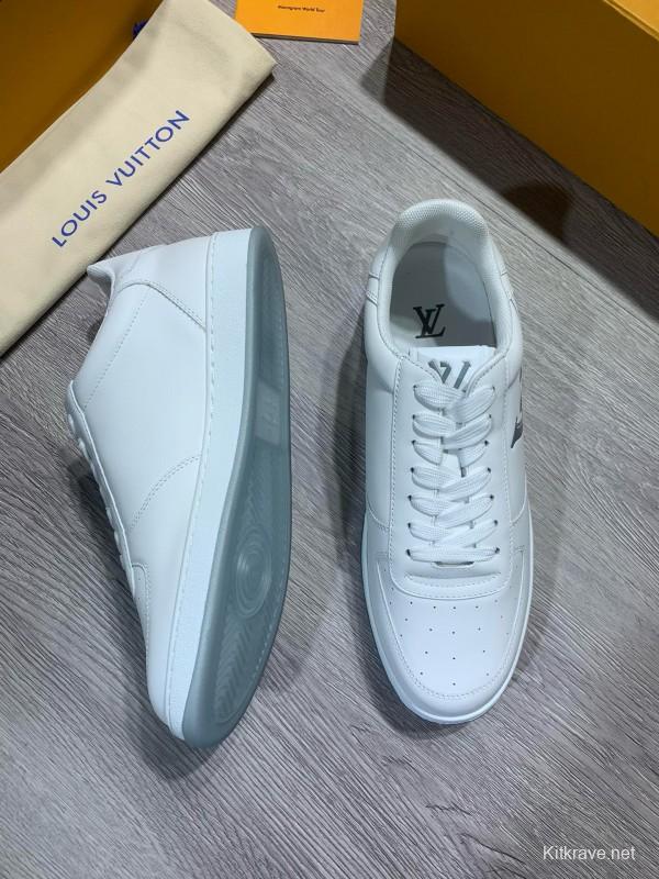 2024 Men Louis Vuitton White Leather Sneakers MJ00380