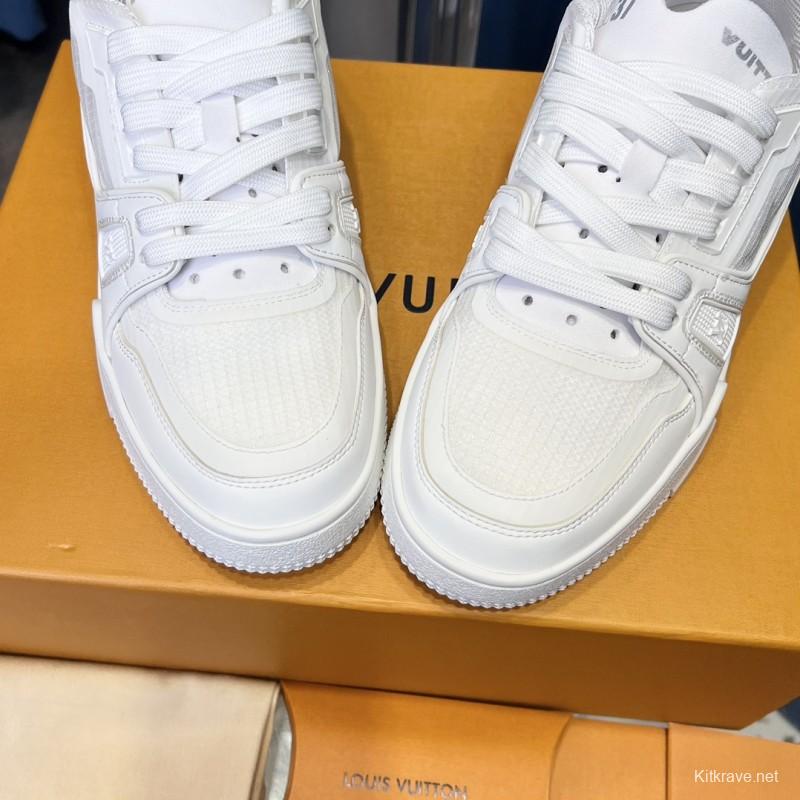 2025 Unisex Louis Vuitton White Leather Trainer