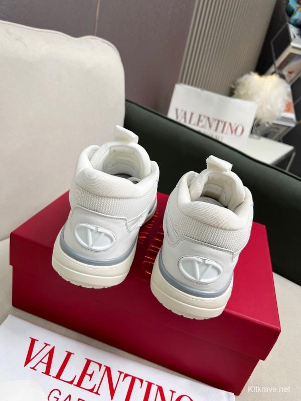 2025 Unisex Valentino White Leather Sneakers RUNBOOT LY00390