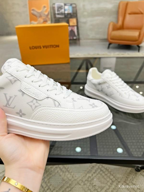 2024 Men Louis Vuitton White Leather Mesh Sneakers MJ00400
