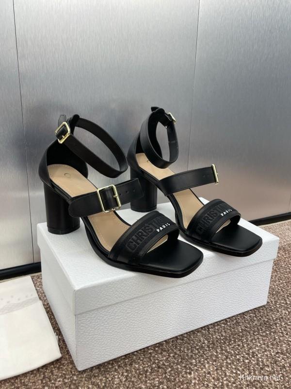 2025 Women Dior Black Leather Sandals Buckle KFY00310