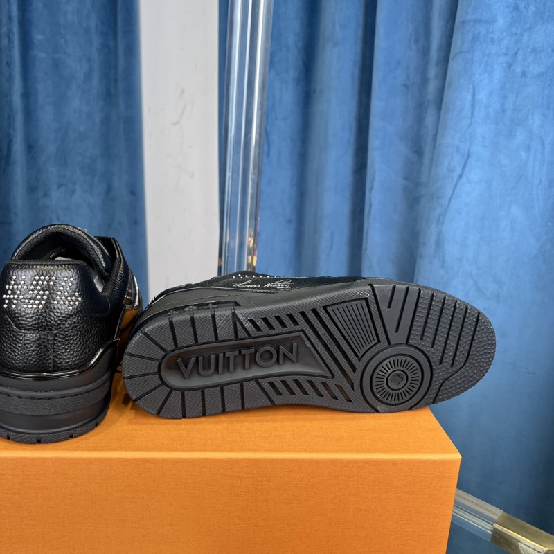 2025 Men Louis Vuitton Black Leather LV Trainer