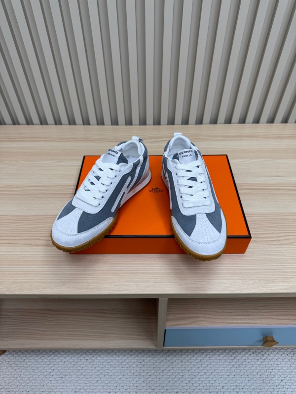 2025 Unisex Hermès White Grey Suede Canvas Sneakers KFY00300