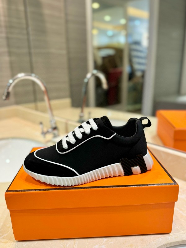 2024 Unisex Hermès Black Imported Silk Calfskin Suede Casual Sneakers MJ00320