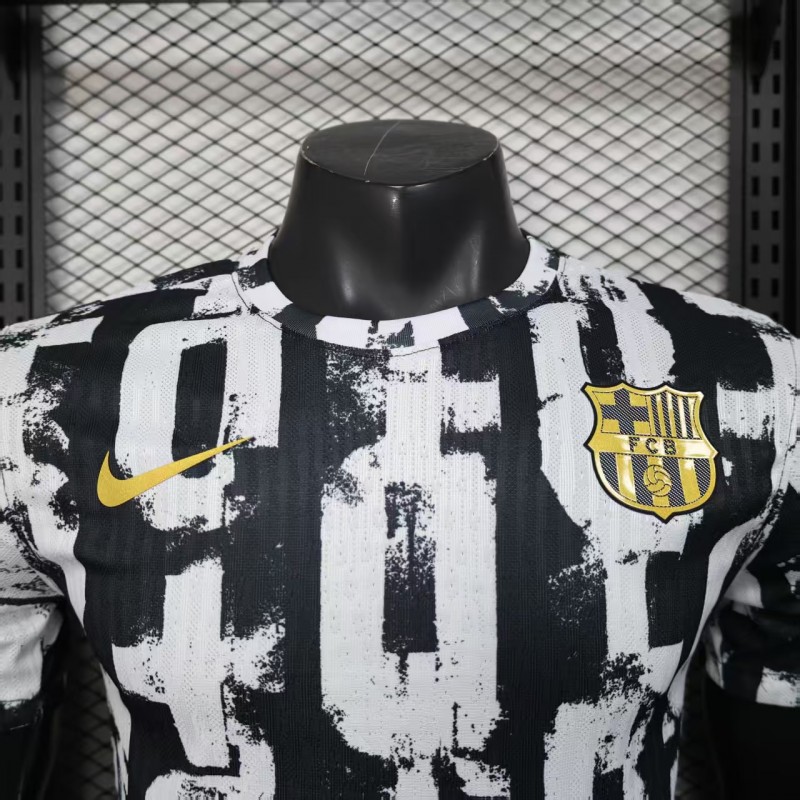 Player Version 25/26 Barcelona Black with Distressed Stripes Jersey