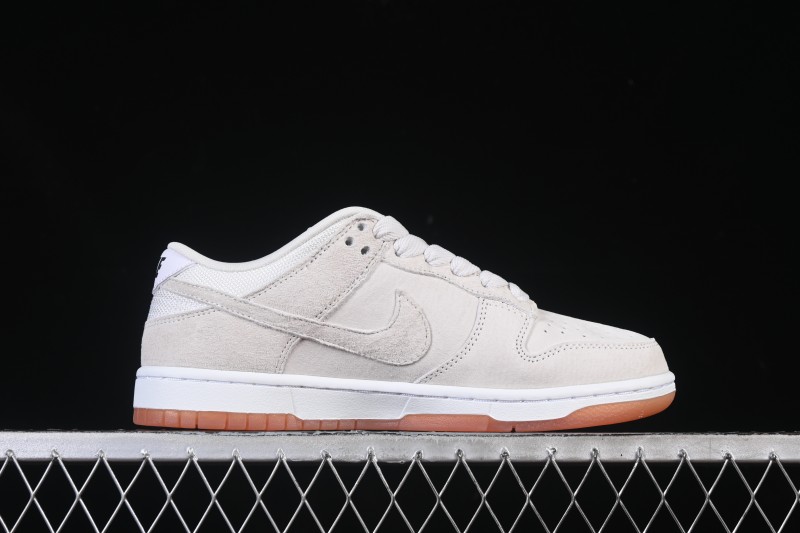 Nike SB Dunk Low Pro B Skate Shoes in Pale Ivory - HJ0367-100