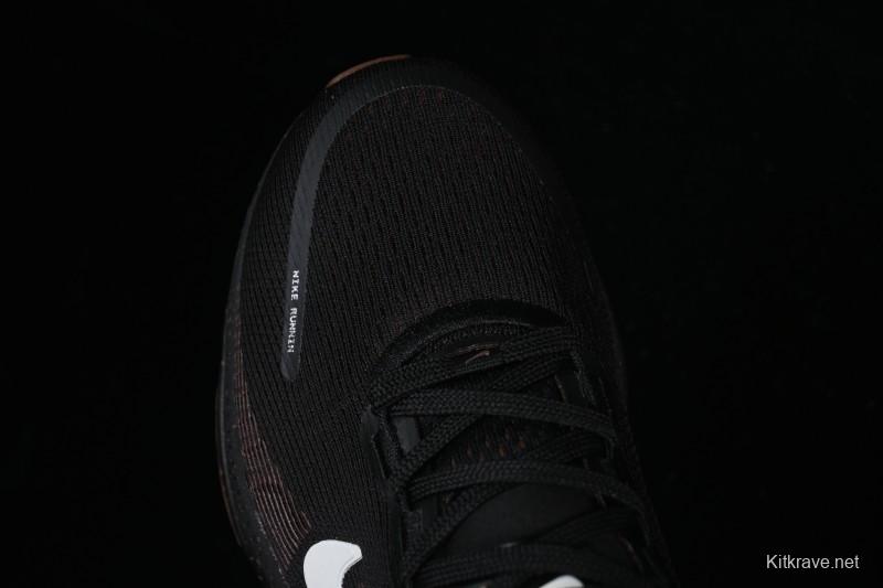 Nike Air Zoom Vomero 18 Cushioned Running Shoes - IH4454-001