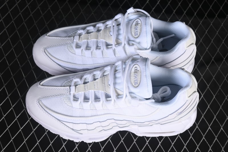 Nike Air Max 95 Retro Cushioned Running Shoes with Air Sole - CT1268-100