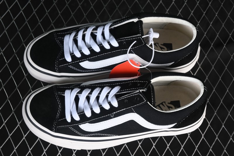 Vans Old Skool 36 Low-Top Retro Skate Shoes - VN000D2GBA2