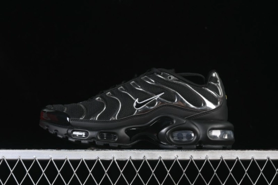 Nike Air Max Plus Retro Running Shoes with Air Cushion Technology - HJ9743-001