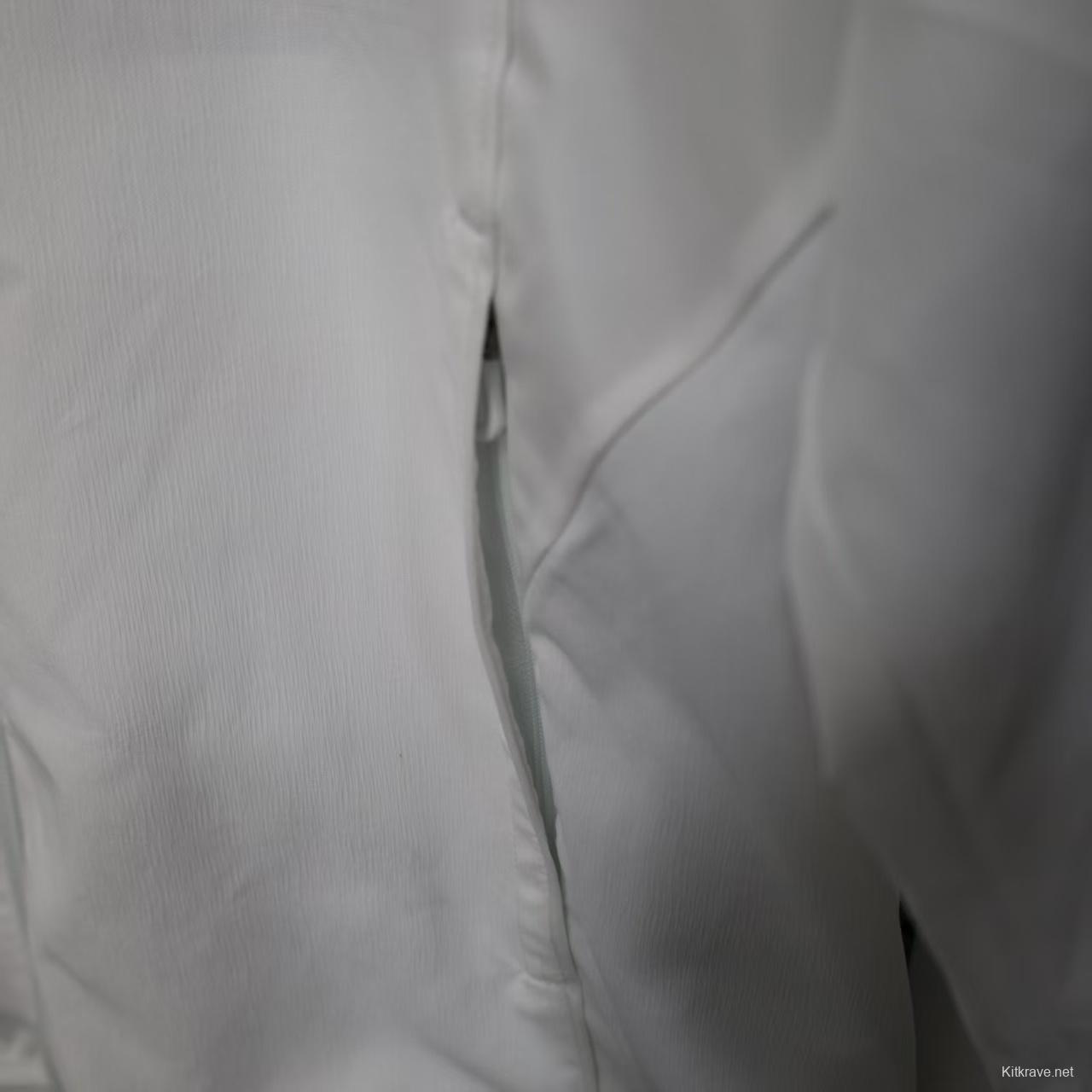 25/26 Real Madrid WHITE Windbreaker (with Inner Lining)