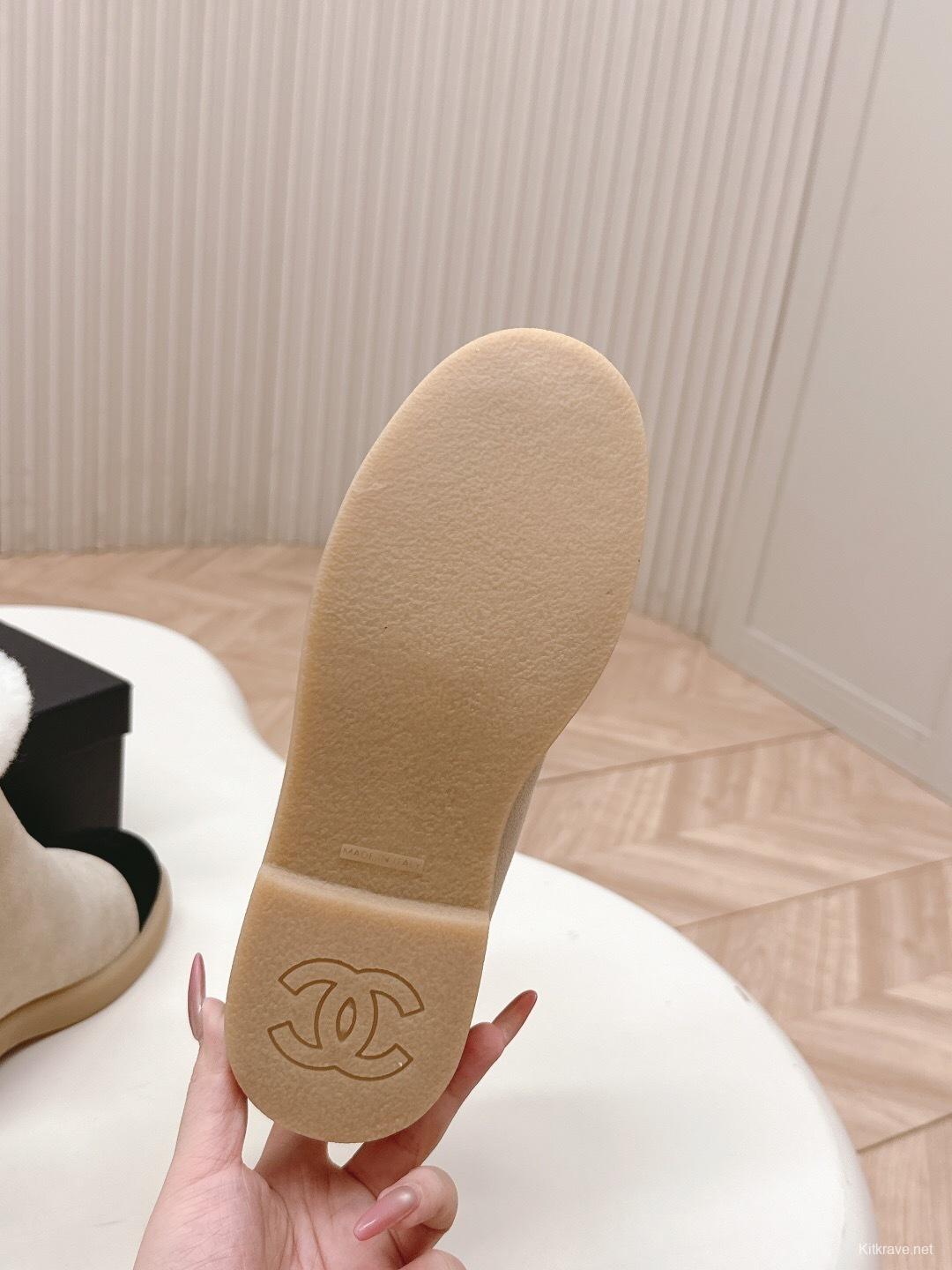 Chanel 2025/SS New Fur Snow Boots with Thick Sole - KFY00350