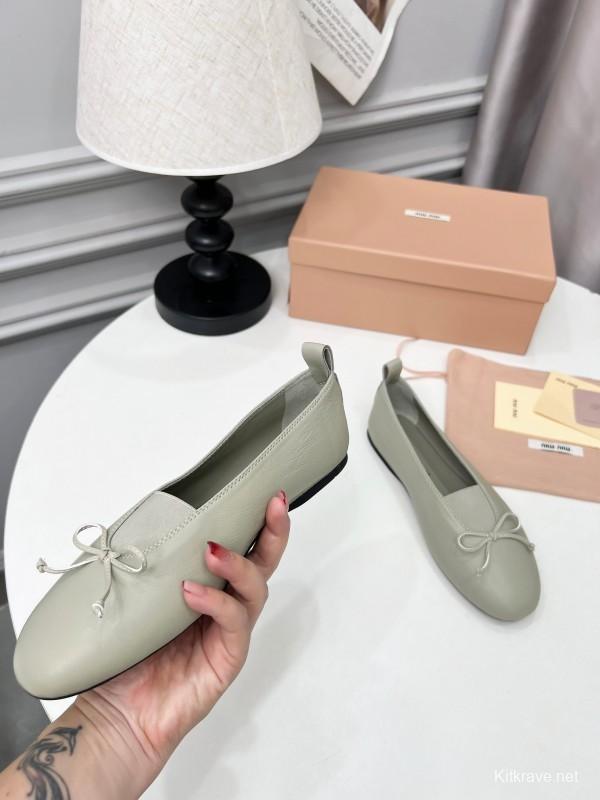 Miu Miu Ballet Flats Bow Mary Jane Shoes - LY00260