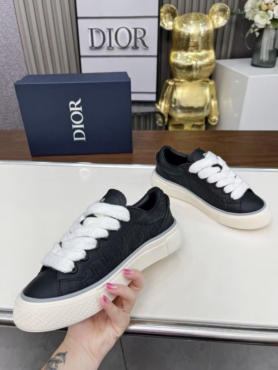 Dior B33 Sneakers Classic Tennis Shoe Reinvention - AS00290
