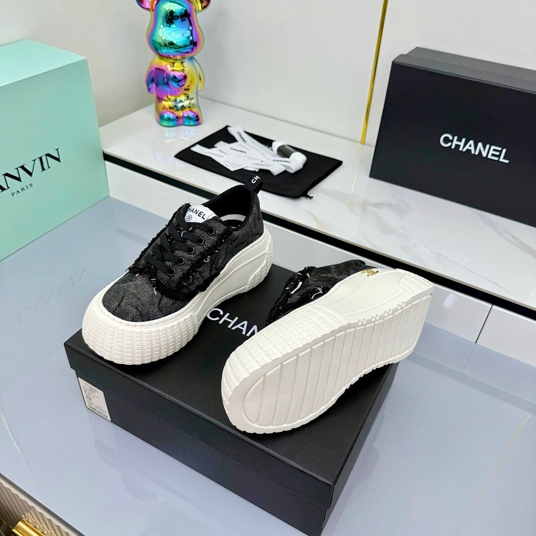 Chanel 2025 SS Panda Loafers - LY00330