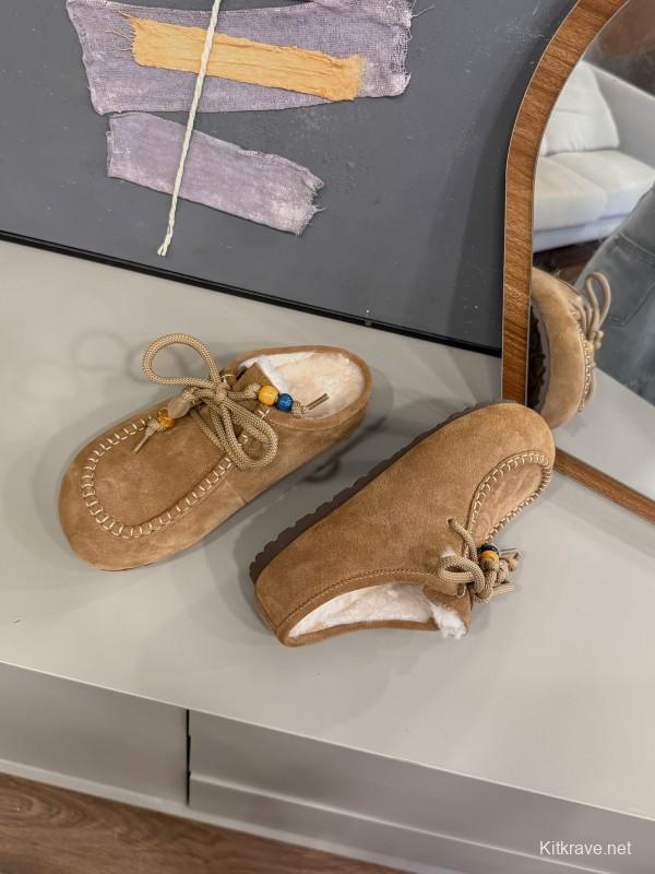 UGG 2025 Spring/Summer Collection Cozy Wool Slippers with Retro Buckle - KFY00240