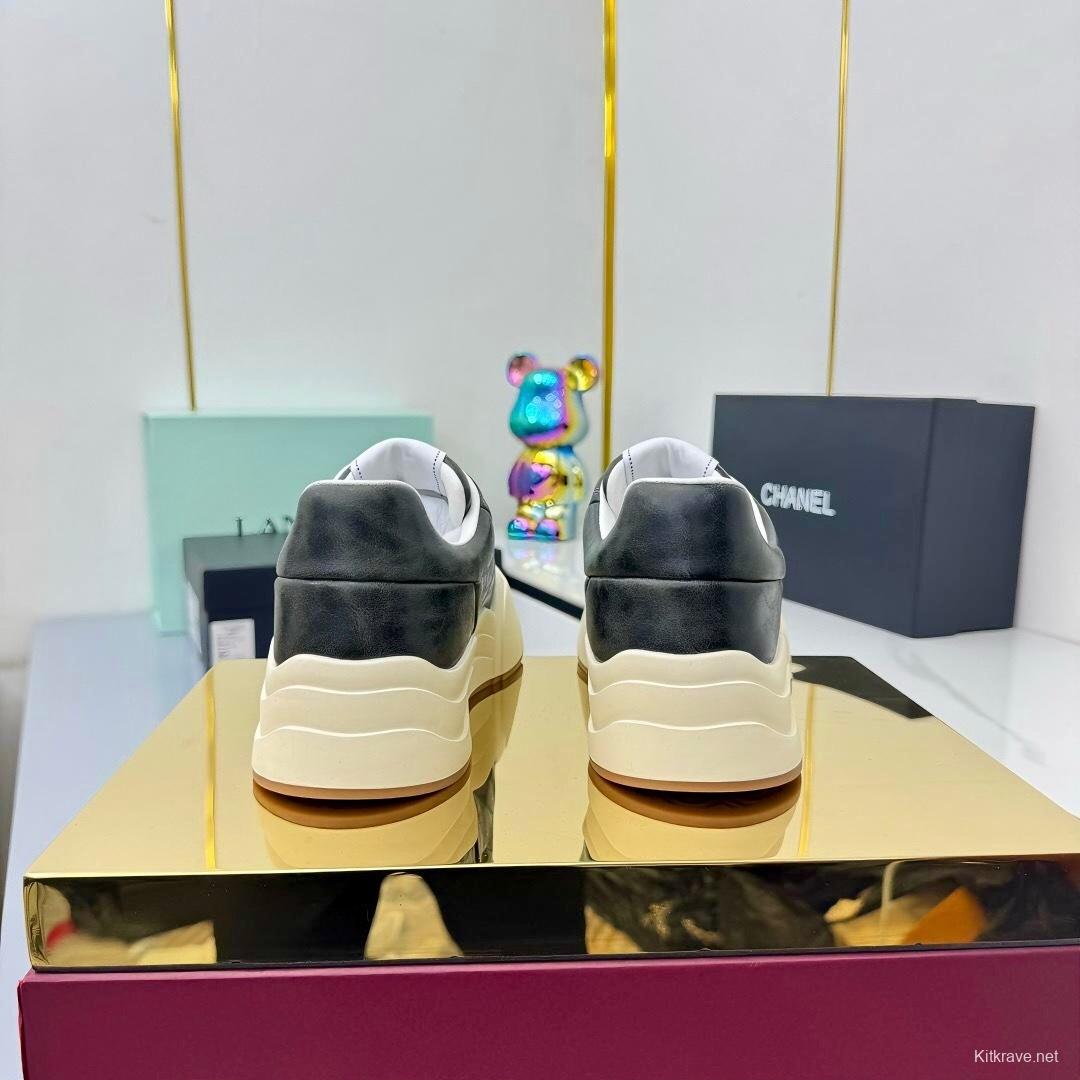 Chanel 2025/SS Small Fragrance Loafers Panda Shoes Original Calfskin - LY00310