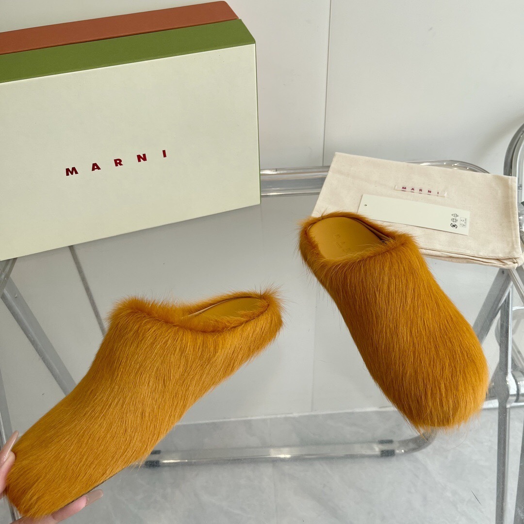 Marni 2025/SS Mule Shoes with Pony Hair - LY00