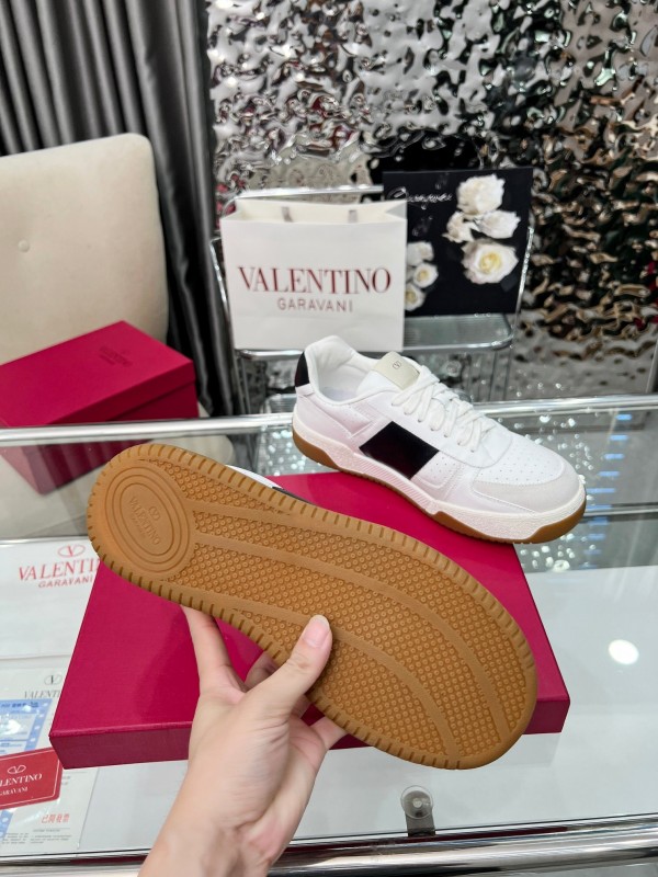 Valentino Joie de Jouer Series Hook-and-Loop Platform Sneakers - AS00360