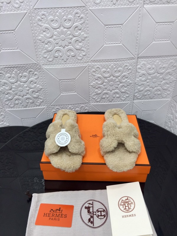 H Teddy Wool H Slippers Flat Sole Winter Home Shoes - LY00240