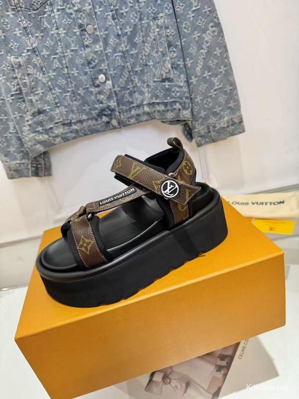 LV 2025/SS Latest High-End Fashion Versatile Flat Platform Sandals - LY00