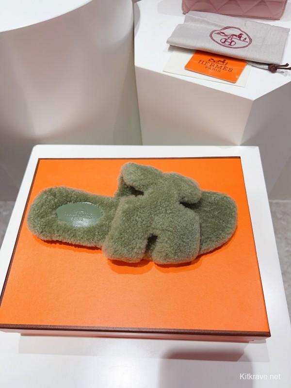 H Teddy Wool H Slippers Flat Sole Fur Slippers for Autumn Winter - LY00240