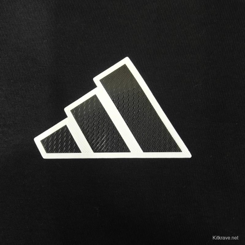 25/26 Newcastle United Embroidered Logo Hoodie 9 Colors