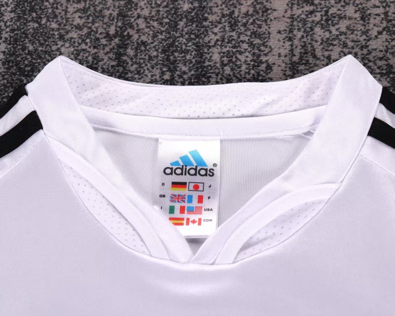 Retro Kids 04/05 Real Madrid Home Jersey