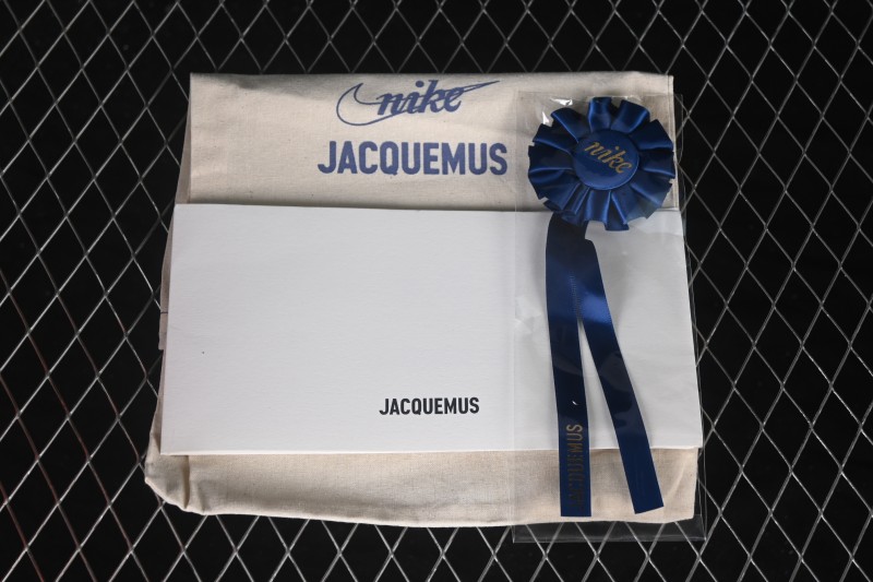 Jacquemus x Nike Moon Shoe SP Low-Top Lifestyle Sneakers - HV8547-002
