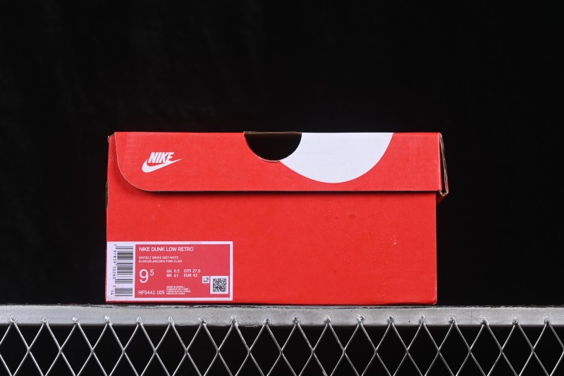 Nike SB Dunk Low Skateboarding Shoes with Lace-Up Closure - HF5441-105