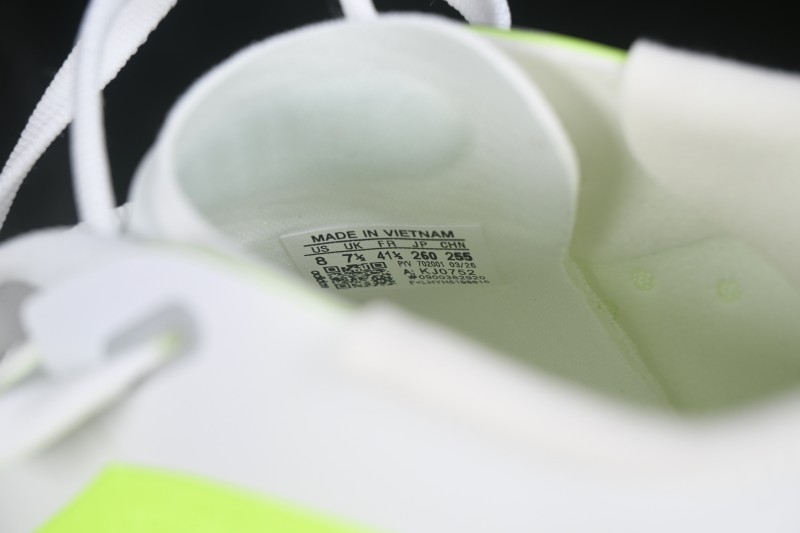 Adidas HyperBoost Edge M Running Shoes with Breathable Cushioning - KJ0752