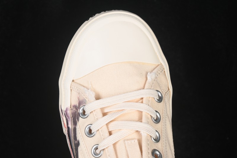 Balenciaga Paris Low Top Lace-Up Fashion Slippers with Distressed Finish - W3PS19016