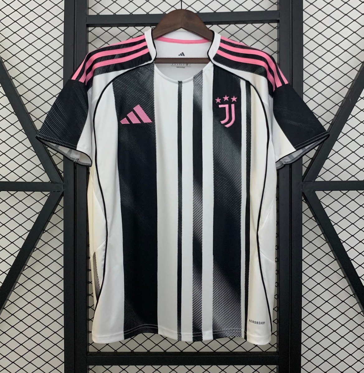 25/26 Juventus Home Jersey