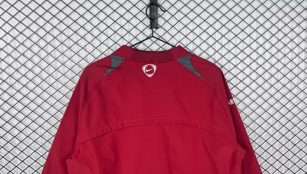 Retro 05/06 Arsenal Third Wine Windbreaker