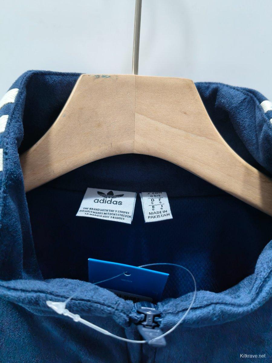 Retro 06/07 Real Madrid Navy Blue Chinese Button Jacket